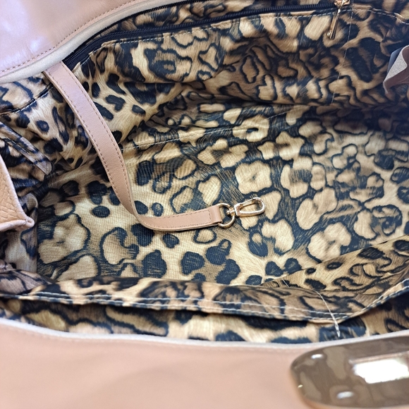 Longchamp Python embossed beish bag - Picture 13 of 16